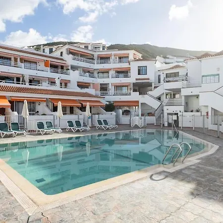 Molton Tenerife 1 לוס כריסטיאנוס